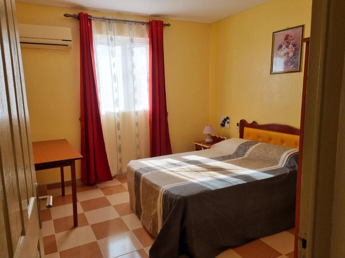 Villa Bungaroo Pereybere Beach Esterno foto